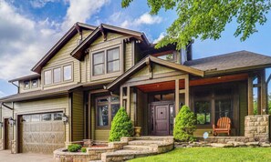 House (4 Bedrooms) | Interior - Hot Tub + Stunning Views: Luxury Beech Mtn Escape! (Banner Elk)