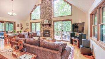 House (2 Bedrooms) | Front of property