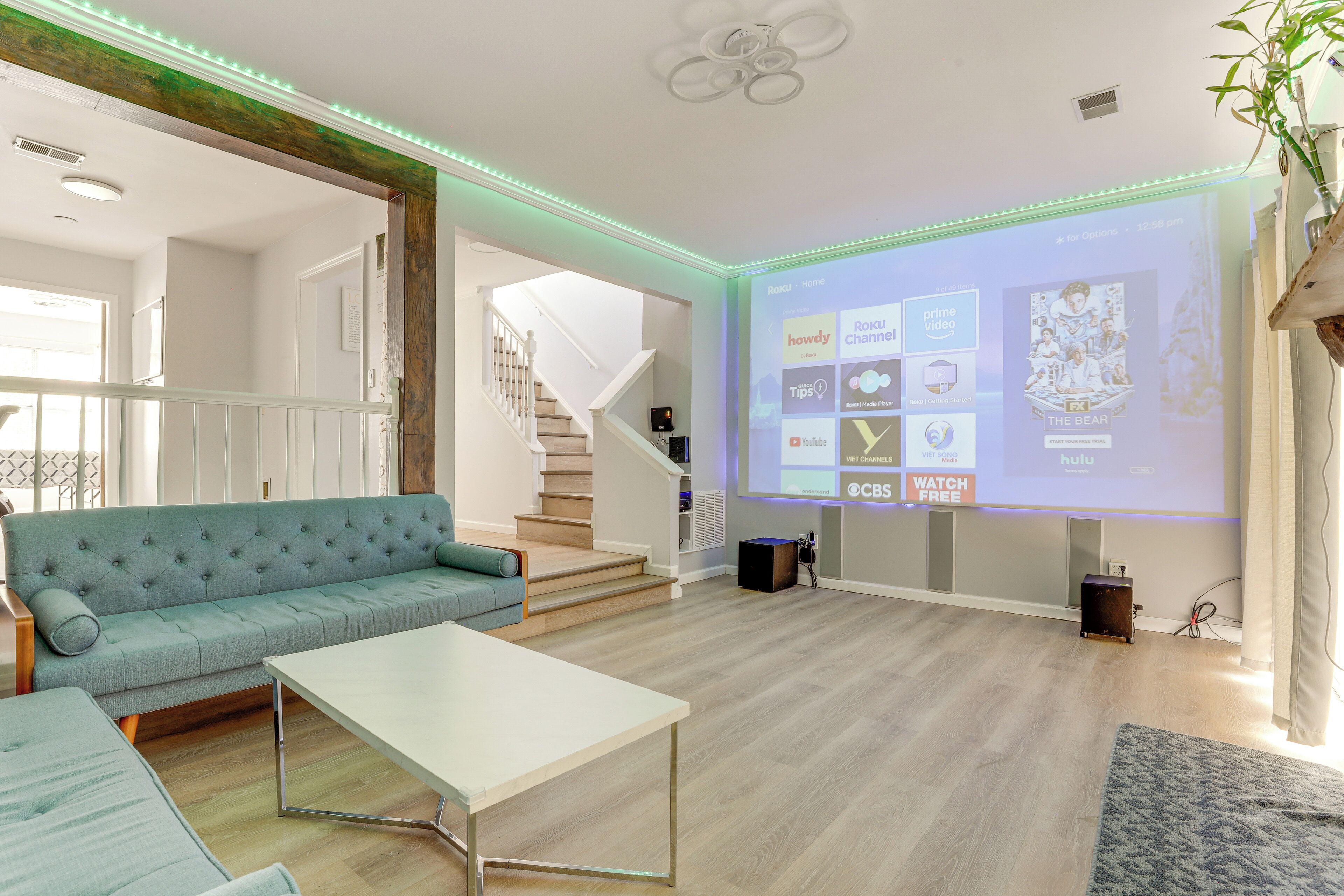 Apartment (3 Bedrooms) | Front of property