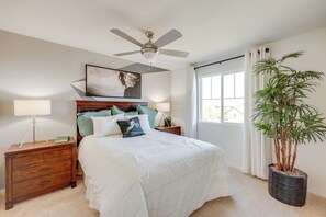 House (3 Bedrooms) | Interior - Pool Access & Mtn Views: Family Haven in Beaumont! (Beaumont)