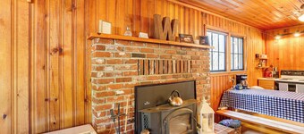 < 2 Mi to Trinity Lake: Norcal Getaway w/ BBQ