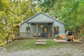 House (2 Bedrooms) | Front of property