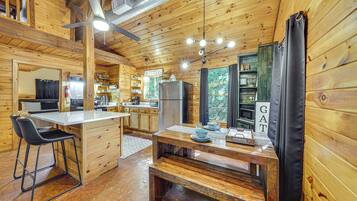 Rumah (2 Bedrooms) | Interior