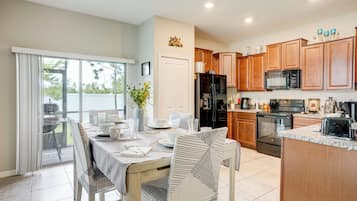 Apartment (1 Bedroom) | Interior