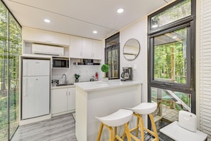 House (1 Bedroom) | Interior