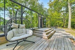 Interior - Waterfront Durham Getaway w/ Deck & Trails! (East Durham)
