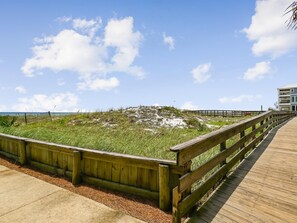 Unclassified image, 4 of 41, button - Mainsail #235 | Upscale Condo, Gulf View + Amenities (Miramar Beach)