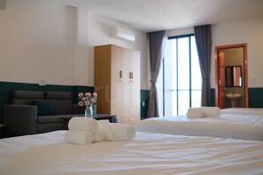 Family Studio, 2 Queen Beds, Private Bathroom, Beach View | Free WiFi