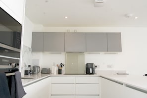 Microwave, oven, stovetop, dishwasher