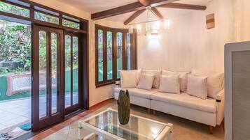 Villa | Living area