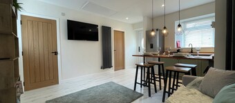Viewforth Cottage - Cosy place by the beach ideal for a couple or family of 4