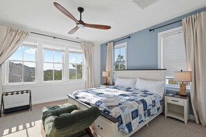 5 bedrooms, iron/ironing board, WiFi, bed sheets