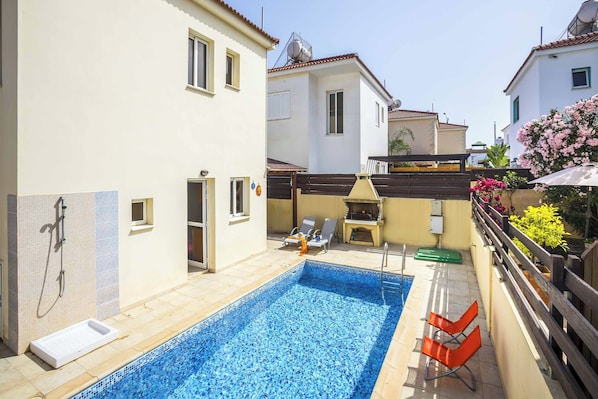 Biệt thự (2 Bedrooms) | Mặt tiền nơi lưu trú