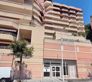 Exterior - LX165 Piscine - Vue mer panorama - proche Monaco (Beausoleil)