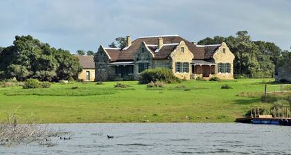 Melkkamer Manor House