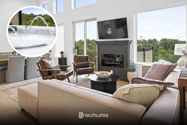 Unclassified image, 1 of 31, button - Hot Tub, 3BR for 10, Near Ark, Private Parking (Dry Ridge)