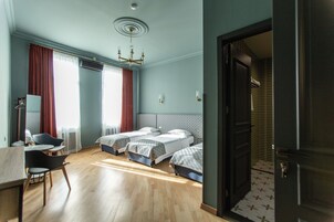 In-room safe, iron/ironing board, free WiFi