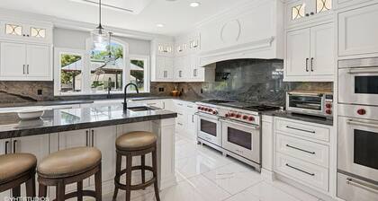 Luxury Estate w. Heated Pool, Movie Theater & Resort Yard! Minutes to Ryder Cup