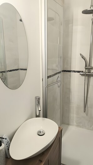 Shower, hair dryer