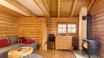 TV, peis og bordtennis