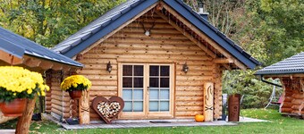 Chalet by the Lake – Vogtland Chalet: Cozy Wooden Cabin for Couples