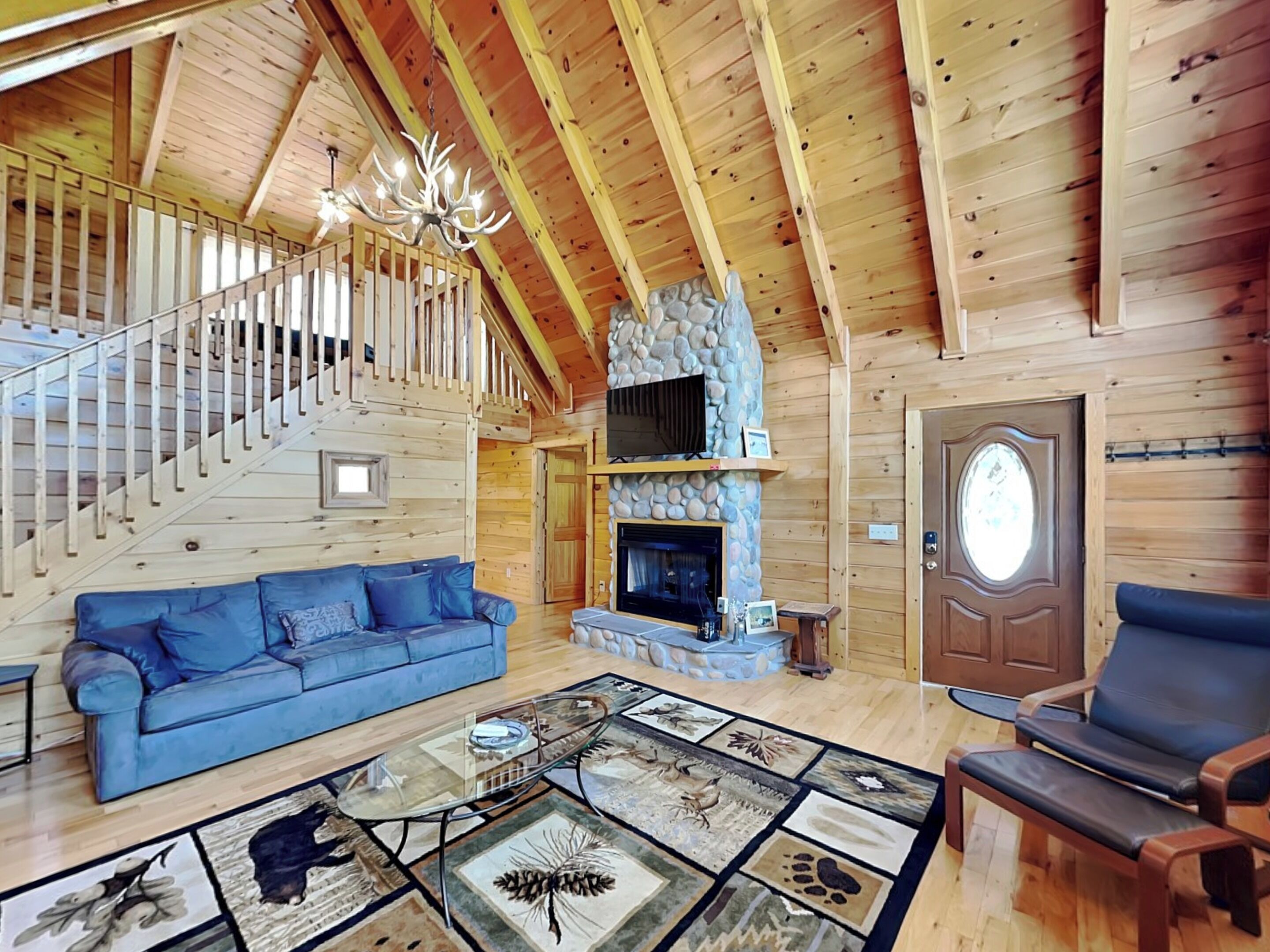 Smart TV, fireplace, video games