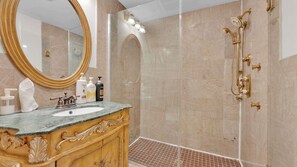 Shower, shampoo