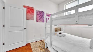 3 bedrooms, WiFi, bed sheets