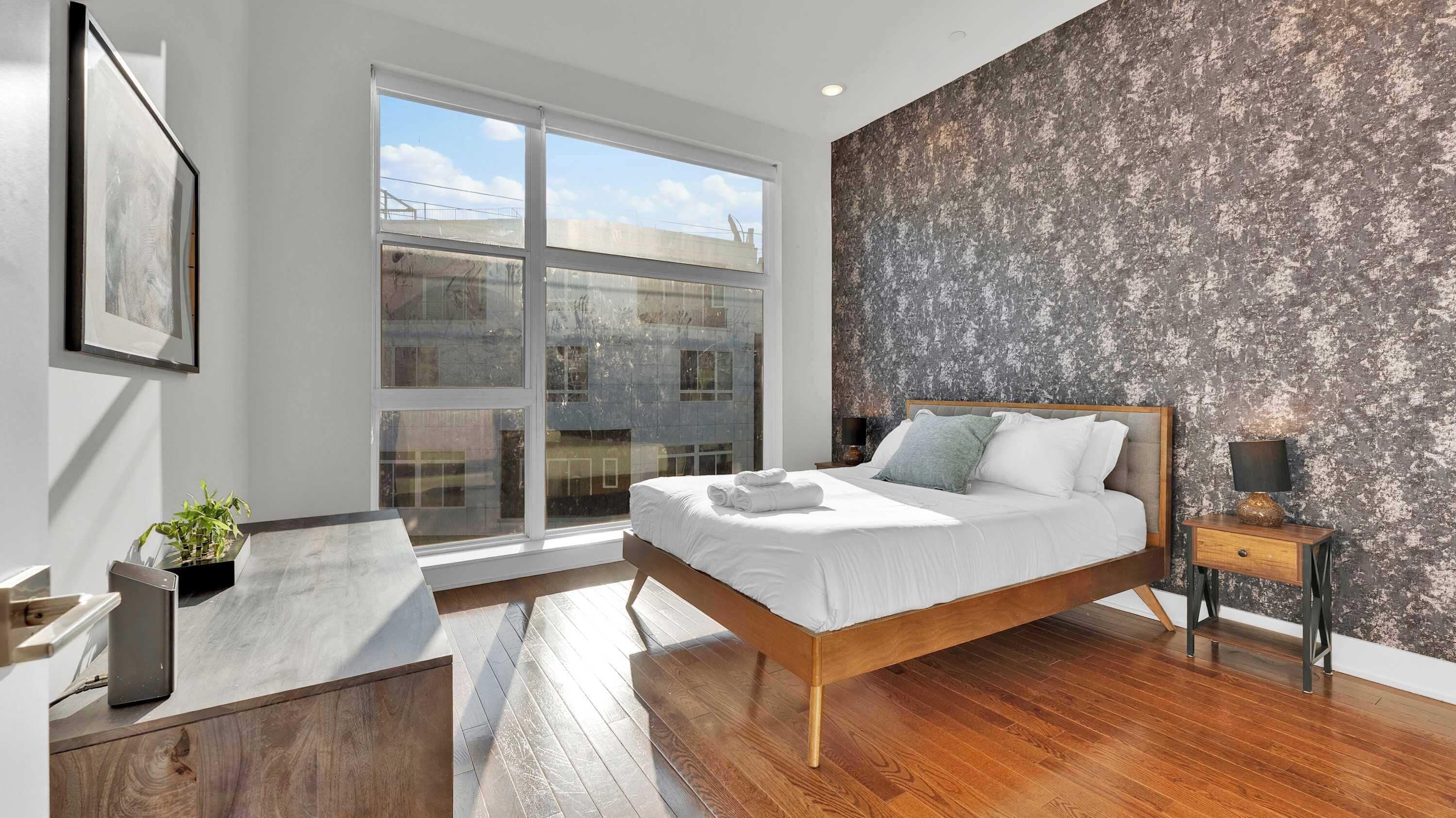 3 bedrooms, WiFi, bed sheets