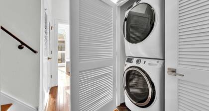 Charming 3BR | Sleeps 8 | Walk to Liberty Bell