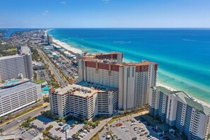 Exterior - Gulfview Gem 2124–Beachfront Balcony–Sleeps 8 (Panama City Beach)