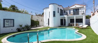 Casa Patricia by Oraklus