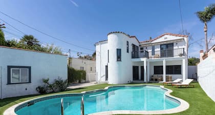 Casa Patricia by Oraklus