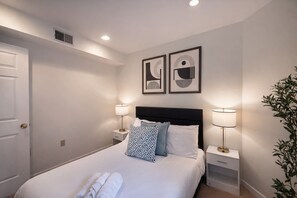 Unclassified image, 2 of 9, button