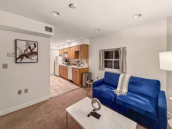 Unclassified image, 1 of 9, button