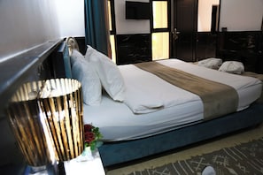 30 bedrooms, iron/ironing board, WiFi, bed sheets