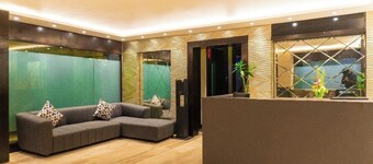 Hotel Golden Treat