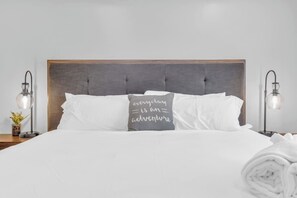 Bureau, Wi-Fi, draps fournis