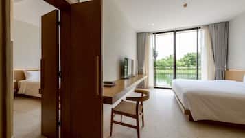 Family | In-room safe, free WiFi