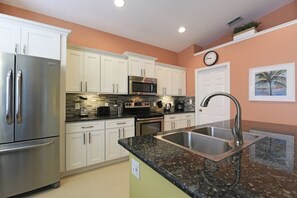 Cuisine privée | Réfrigérateur, four, cafetière/bouilloire, grille-pain