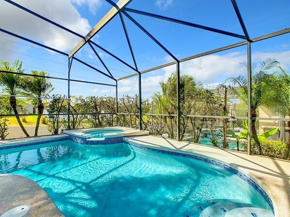 Villa - 5 sovrum | Pool | Utomhuspool och uppvärmd pool