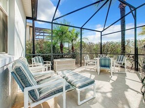 Villa, 5 Bedrooms | Terrace/patio