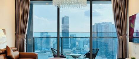 Deluxe Apartment, 3 Bedrooms, City View | Hypo-allergenic bedding, memory foam beds, desk, laptop workspace