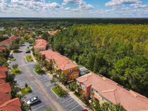 وحدة سكنية متصلة - ٣ غرف نوم | المنشأة من الخارج