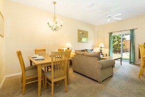 Townhome, 4 Bedrooms | Living area
