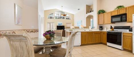 تناول الطعام