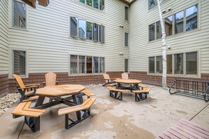 Condo, 1 Bedroom | Outdoor dining - 1702 The Willows 1 Bedroom Condo (Keystone)