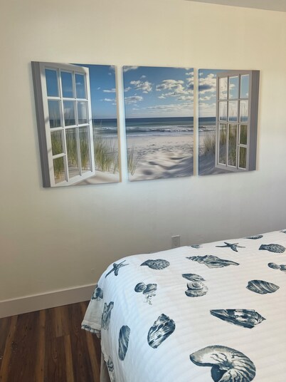 Cozy 2-bedroom apartment near the Ocean
