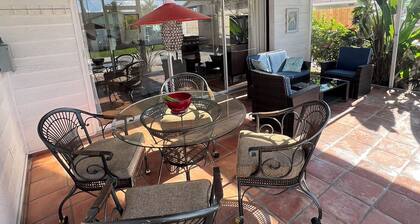 Spacious apartment on two floors with beautiful sunset views.