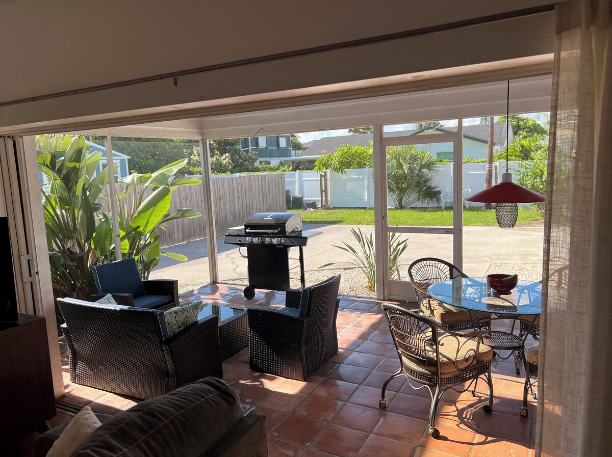 Photo 12 of Spacious apartment on two floors with beautiful sunset views.